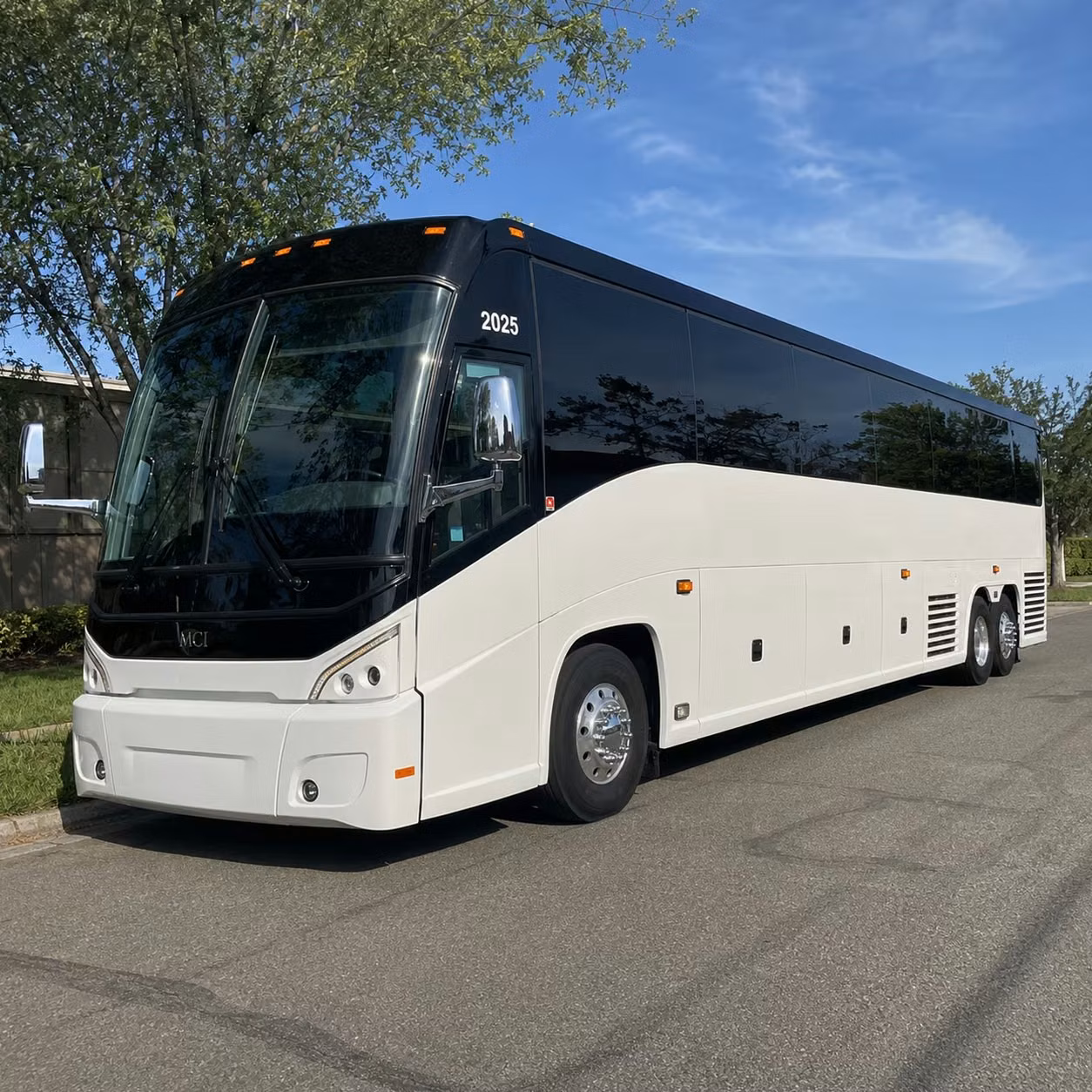 charterbusrentaldallastx com is here for military personnel transfers base transportation and training missions in the dfw area