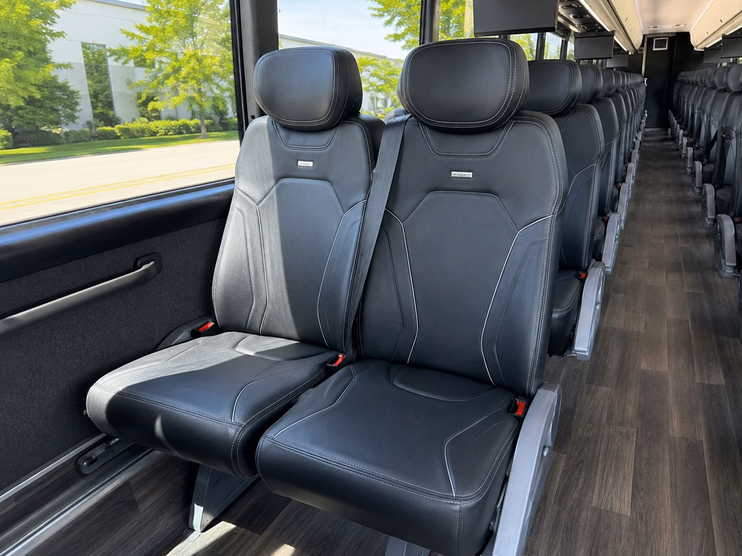 charterbusrentaldallastx com is the easiest way to get to american airlines center for stars and mavericks games