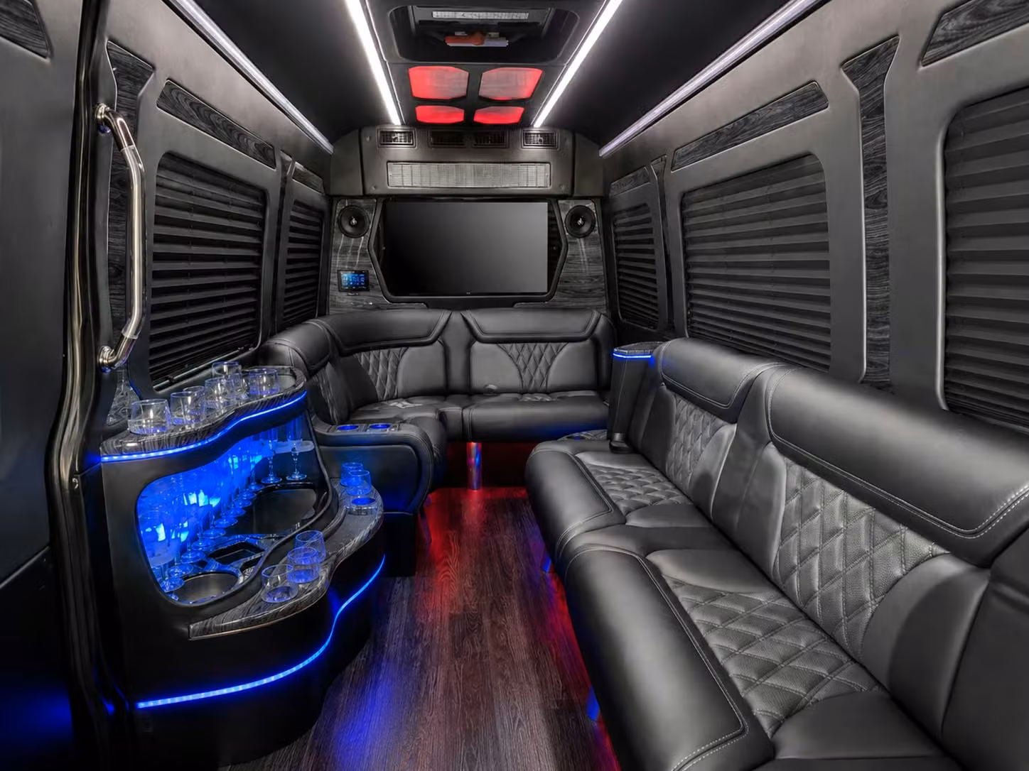choosing the right bus size for your dallas employee transportation program