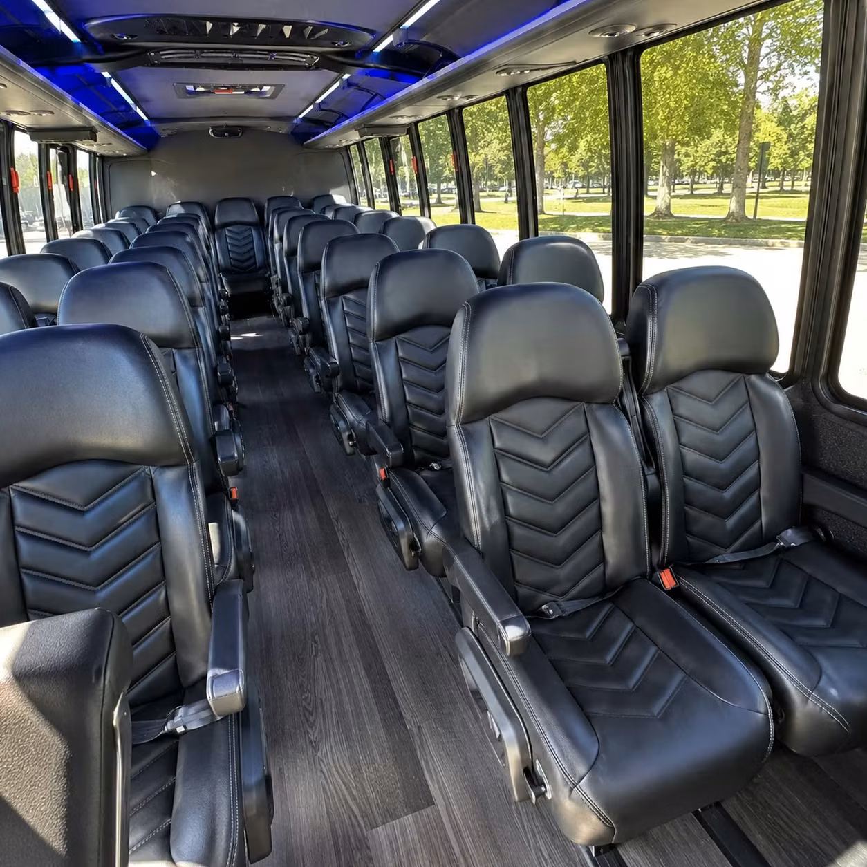 dallas 25 passenger minibus rental