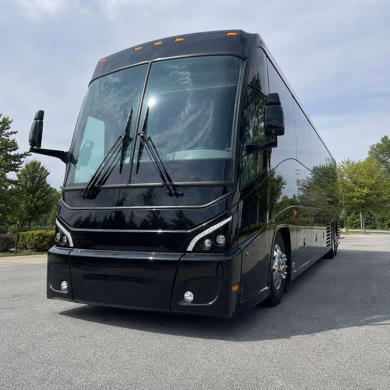 dallas employee shuttle services between dart stations and corporate campuses