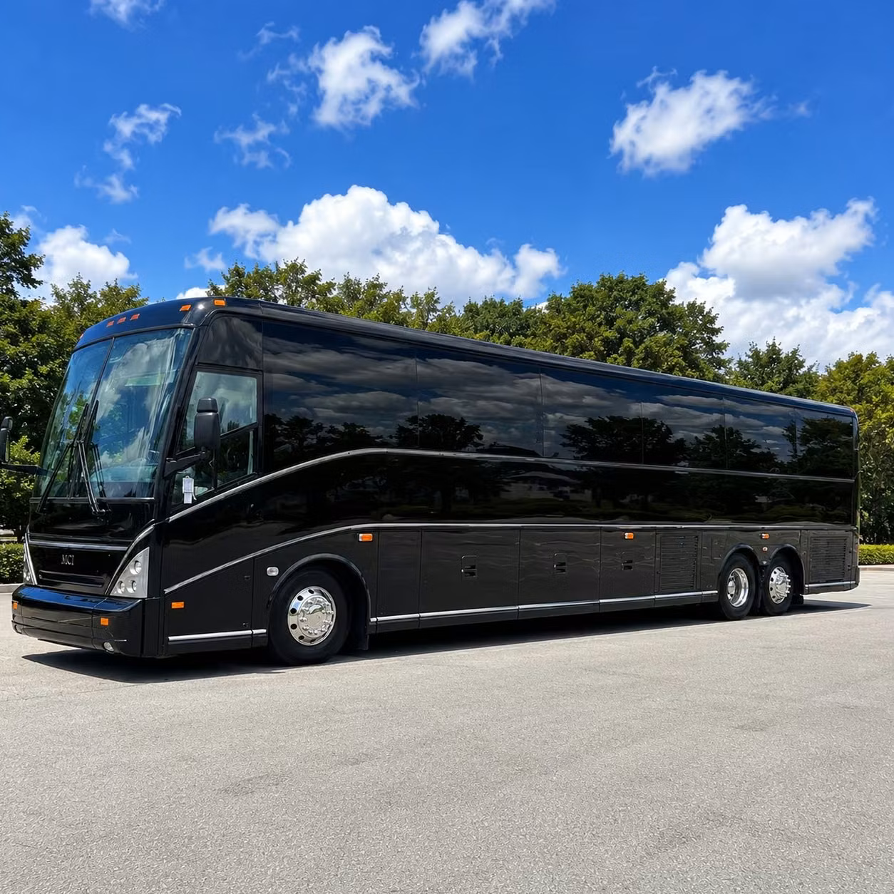 getting your group to dos equis pavilion is easy with a dallas concert bus rental