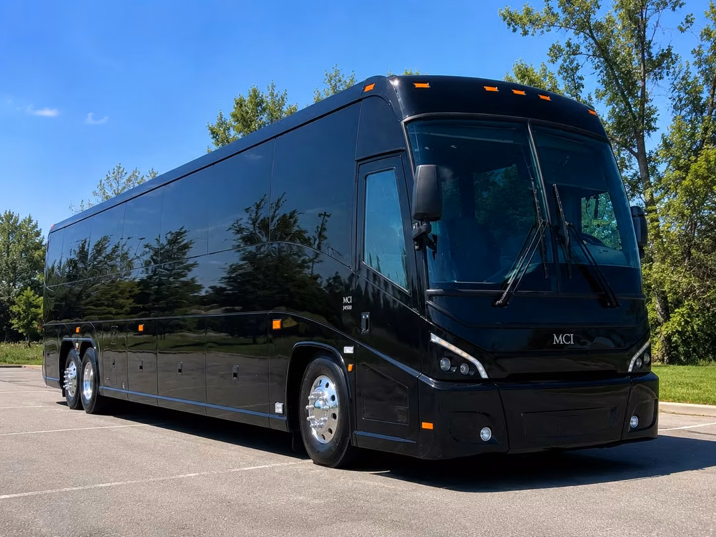 shuttle bus rentals for dallas weddings and special celebrations